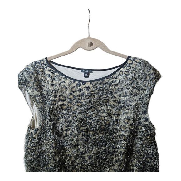 ANN TAYLOR Animal Print Feather Top - Size 12P - Picture 4 of 10